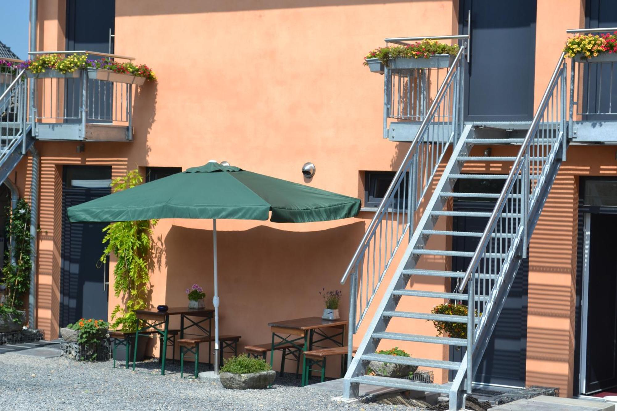 Campus Boardinghouse Aparthotel Aquisgrano Exterior foto